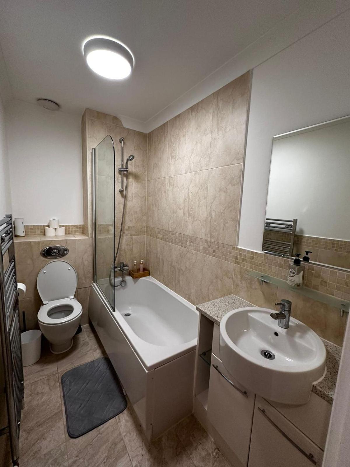 City Lux Apartment ลอนดอน ภายนอก รูปภาพ